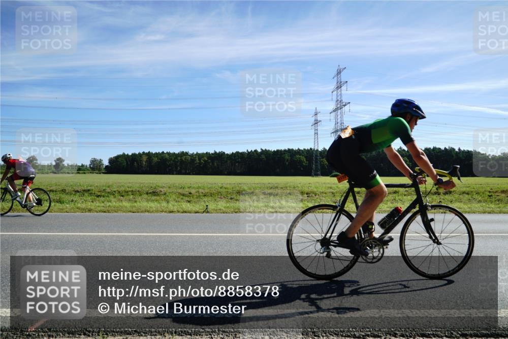 07.09.2025 - 19. Norderstedt Triathlon Michael Burmester http://msf.ph/oto/8858378 07.09.2025 11:29:20 Radfahren 819, 1173 meine-sportfotos.de
