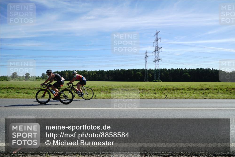 07.09.2025 - 19. Norderstedt Triathlon Michael Burmester http://msf.ph/oto/8858584 07.09.2025 11:31:00 Radfahren 787 meine-sportfotos.de
