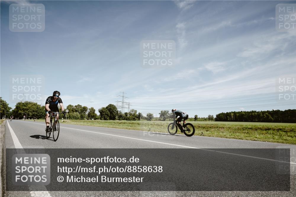 07.09.2025 - 19. Norderstedt Triathlon Michael Burmester http://msf.ph/oto/8858638 07.09.2025 12:34:26 Radfahren 244, 809 meine-sportfotos.de