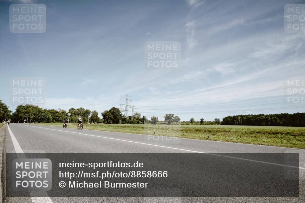 07.09.2025 - 19. Norderstedt Triathlon Michael Burmester http://msf.ph/oto/8858666 07.09.2025 12:34:45 Radfahren  meine-sportfotos.de