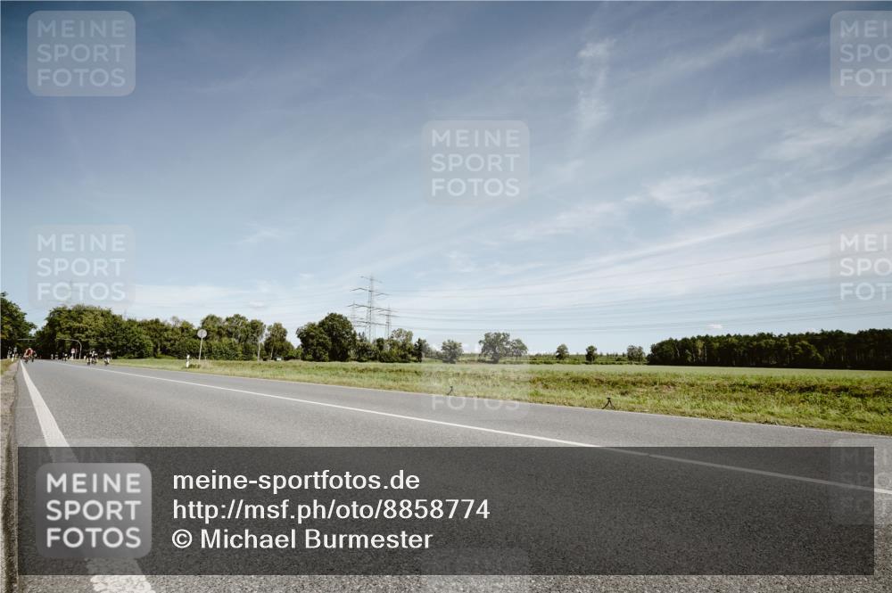 07.09.2025 - 19. Norderstedt Triathlon Michael Burmester http://msf.ph/oto/8858774 07.09.2025 12:35:42 Radfahren 173, 709 meine-sportfotos.de
