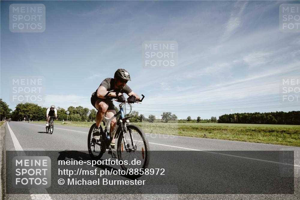 07.09.2025 - 19. Norderstedt Triathlon Michael Burmester http://msf.ph/oto/8858972 07.09.2025 12:38:11 Radfahren 781, 1290 meine-sportfotos.de