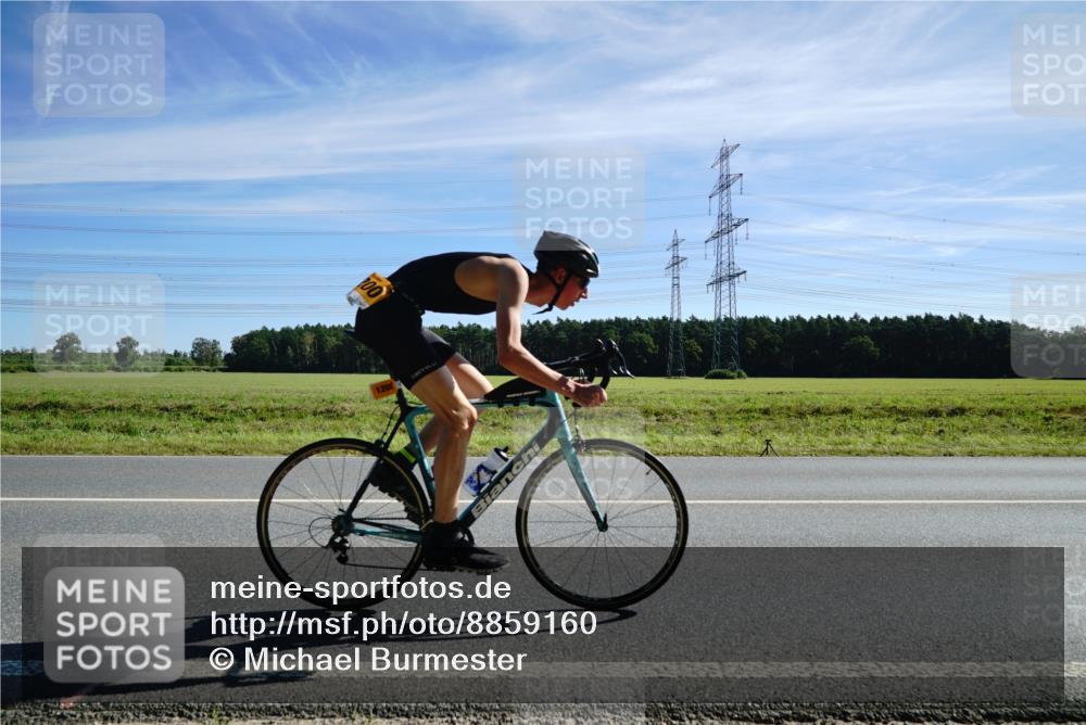 07.09.2025 - 19. Norderstedt Triathlon Michael Burmester http://msf.ph/oto/8859160 07.09.2025 11:36:20 Radfahren 845, 1200 meine-sportfotos.de