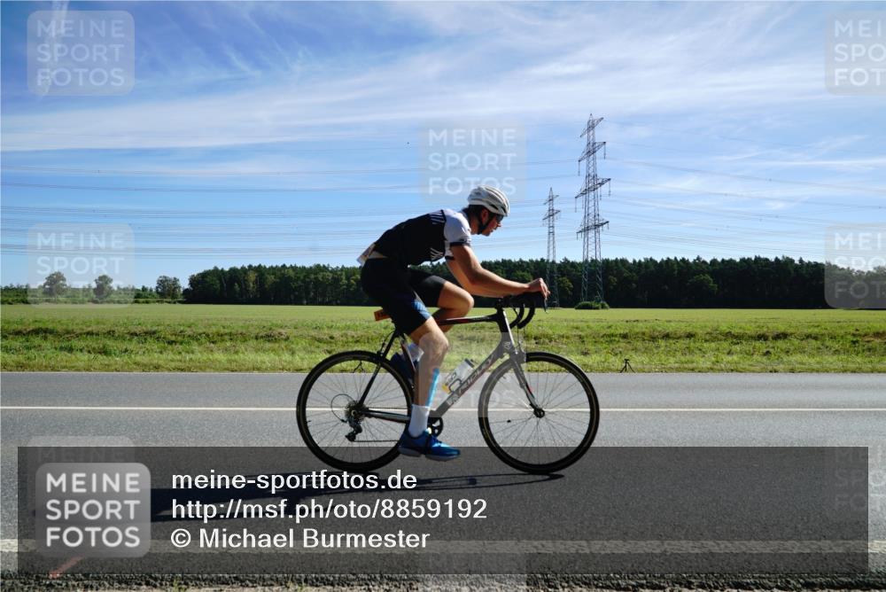 07.09.2025 - 19. Norderstedt Triathlon Michael Burmester http://msf.ph/oto/8859192 07.09.2025 11:36:33 Radfahren 849, 1164, 1206 meine-sportfotos.de