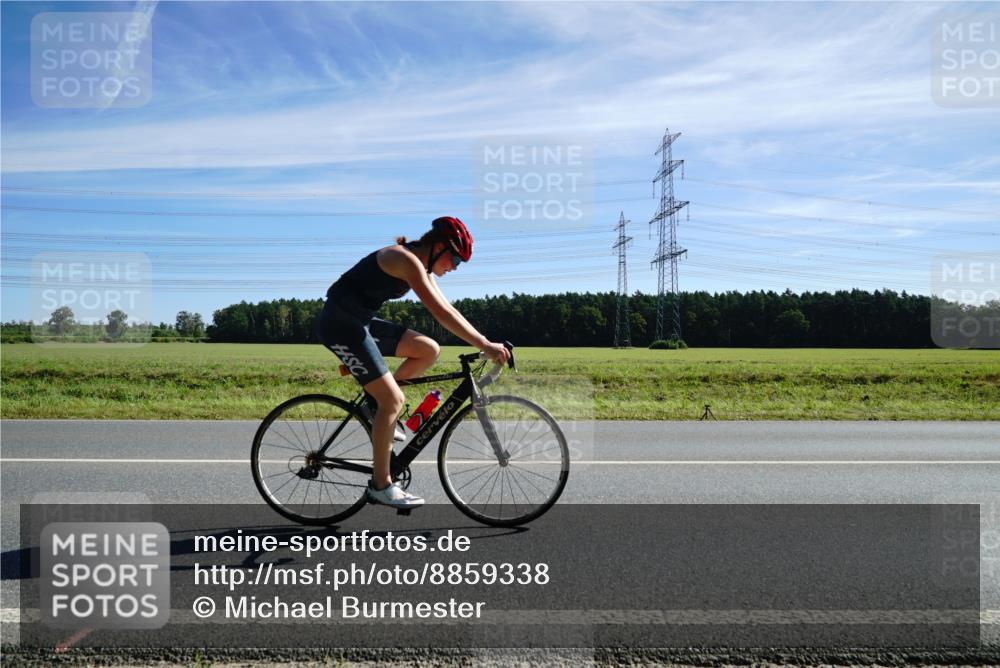 07.09.2025 - 19. Norderstedt Triathlon Michael Burmester http://msf.ph/oto/8859338 07.09.2025 11:37:52 Radfahren 154, 1182 meine-sportfotos.de