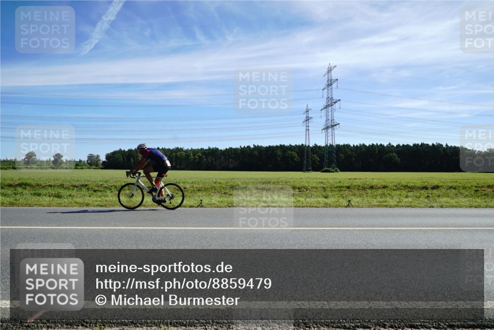 07.09.2025 - 19. Norderstedt Triathlon Michael Burmester http://msf.ph/oto/8859479 07.09.2025 11:39:26 Radfahren  meine-sportfotos.de