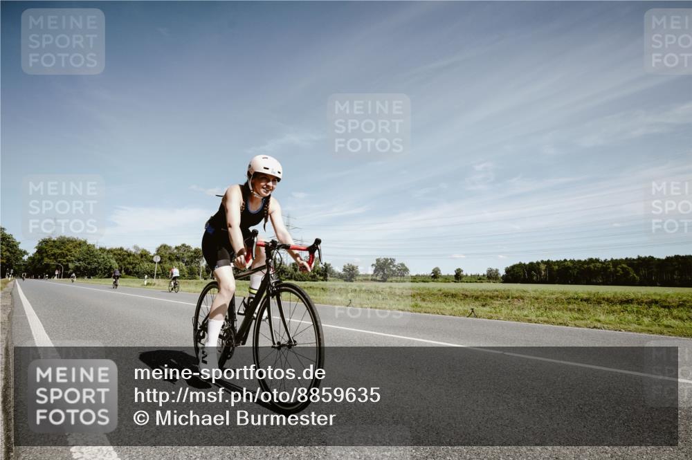 07.09.2025 - 19. Norderstedt Triathlon Michael Burmester http://msf.ph/oto/8859635 07.09.2025 12:46:08 Radfahren 175, 1374 meine-sportfotos.de