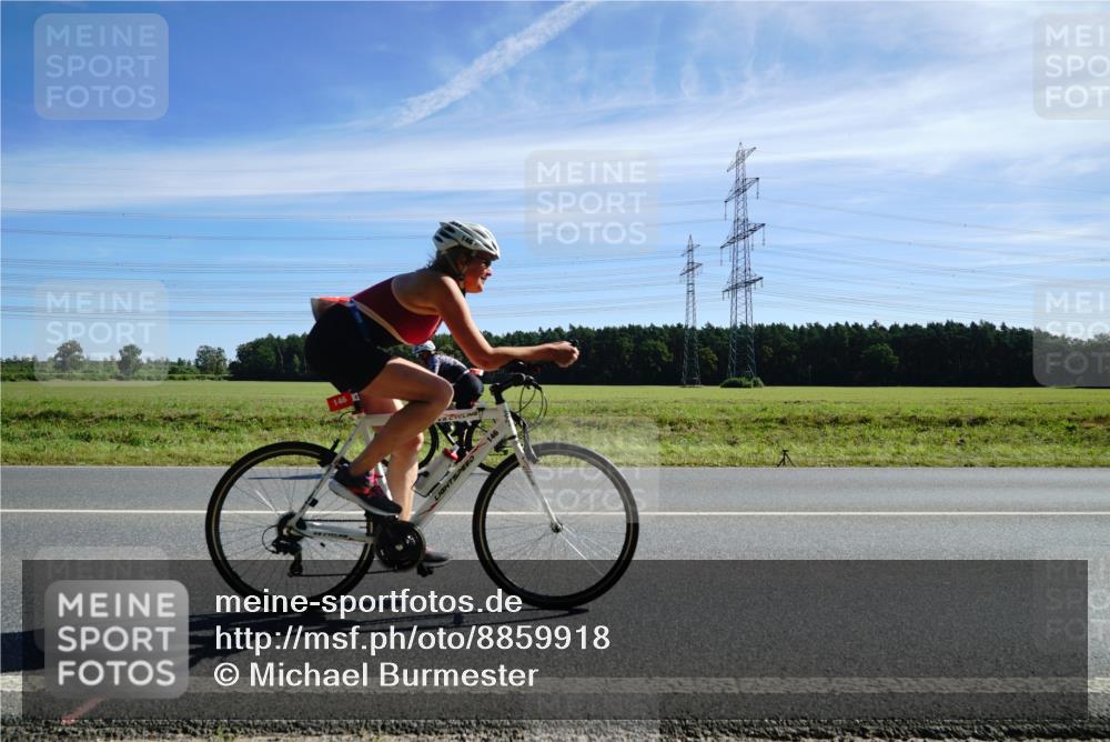 07.09.2025 - 19. Norderstedt Triathlon Michael Burmester http://msf.ph/oto/8859918 07.09.2025 11:44:09 Radfahren 146, 1348 meine-sportfotos.de