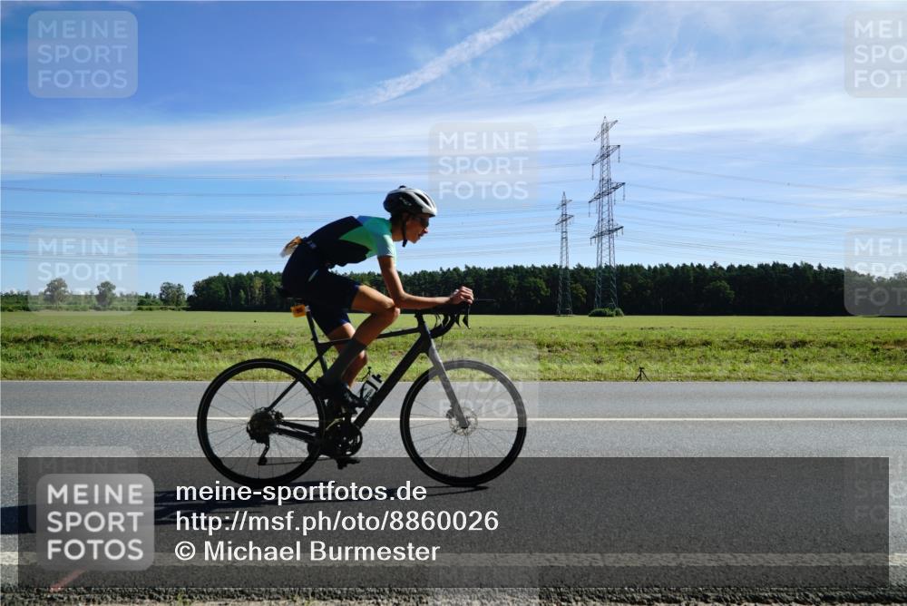 07.09.2025 - 19. Norderstedt Triathlon Michael Burmester http://msf.ph/oto/8860026 07.09.2025 11:45:29 Radfahren 1190, 1365 meine-sportfotos.de