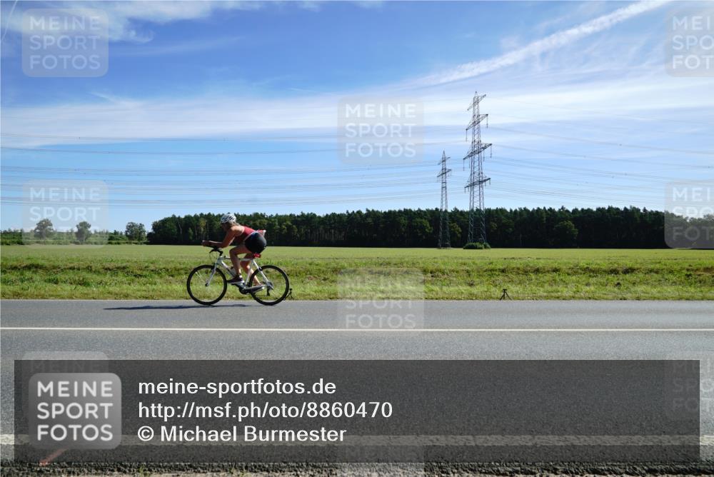 07.09.2025 - 19. Norderstedt Triathlon Michael Burmester http://msf.ph/oto/8860470 07.09.2025 11:50:43 Radfahren 149 meine-sportfotos.de