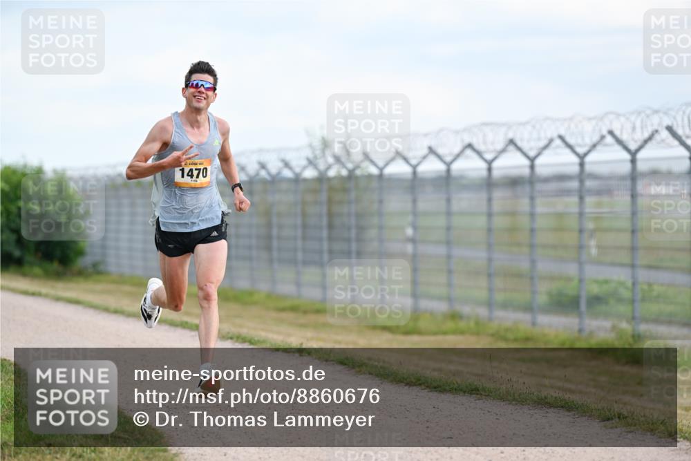 14.09.2025 - Airport Race Dr. Thomas Lammeyer http://msf.ph/oto/8860676 14.09.2025 11:45:57 Laufen 1470 meine-sportfotos.de