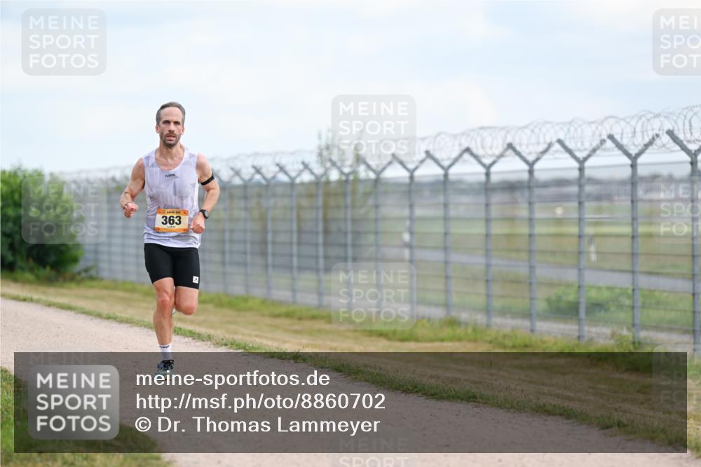 14.09.2025 - Airport Race Dr. Thomas Lammeyer http://msf.ph/oto/8860702 14.09.2025 11:48:42 Laufen 363 meine-sportfotos.de