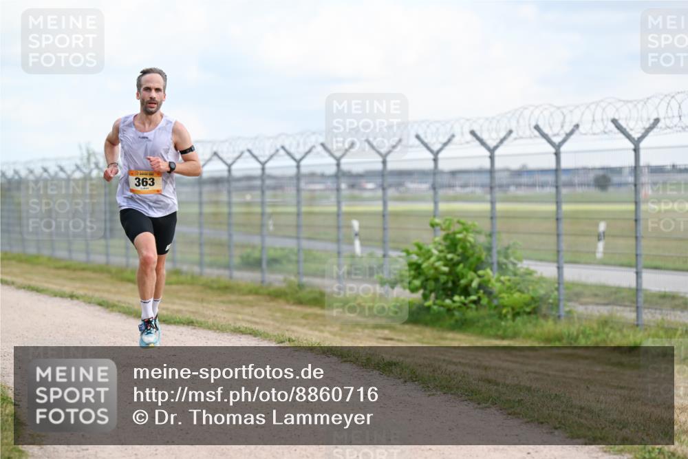 14.09.2025 - Airport Race Dr. Thomas Lammeyer http://msf.ph/oto/8860716 14.09.2025 11:48:44 Laufen 363 meine-sportfotos.de