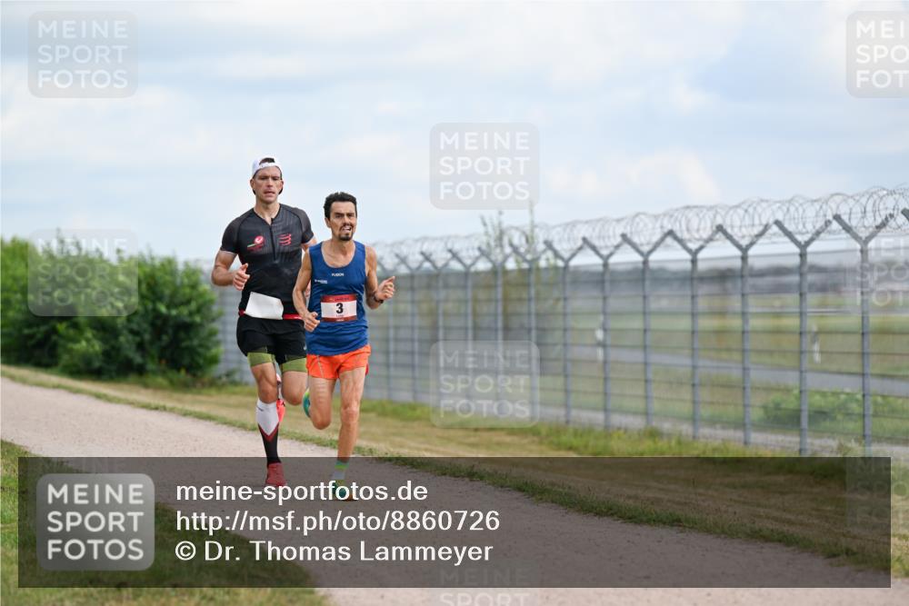 14.09.2025 - Airport Race Dr. Thomas Lammeyer http://msf.ph/oto/8860726 14.09.2025 11:49:27 Laufen 3 meine-sportfotos.de
