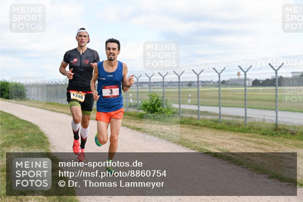 14.09.2025 - Airport Race Dr. Thomas Lammeyer http://msf.ph/oto/8860754 14.09.2025 11:49:31 Laufen 1246, 3 meine-sportfotos.de