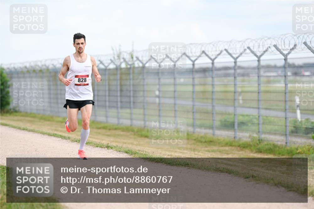 14.09.2025 - Airport Race Dr. Thomas Lammeyer http://msf.ph/oto/8860767 14.09.2025 11:49:59 Laufen 828 meine-sportfotos.de