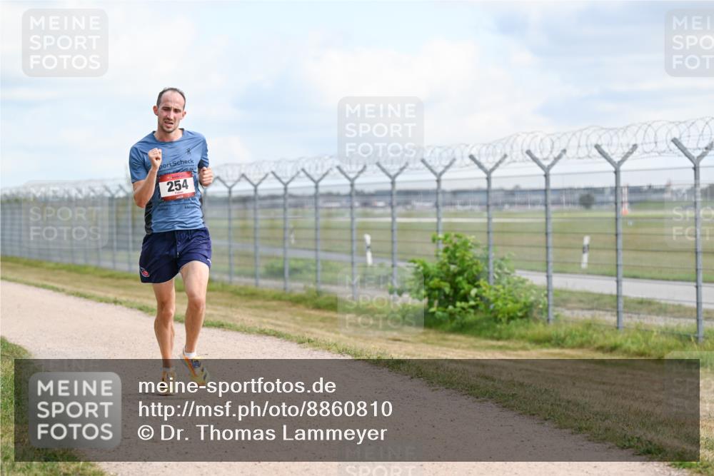 14.09.2025 - Airport Race Dr. Thomas Lammeyer http://msf.ph/oto/8860810 14.09.2025 11:50:29 Laufen 254 meine-sportfotos.de