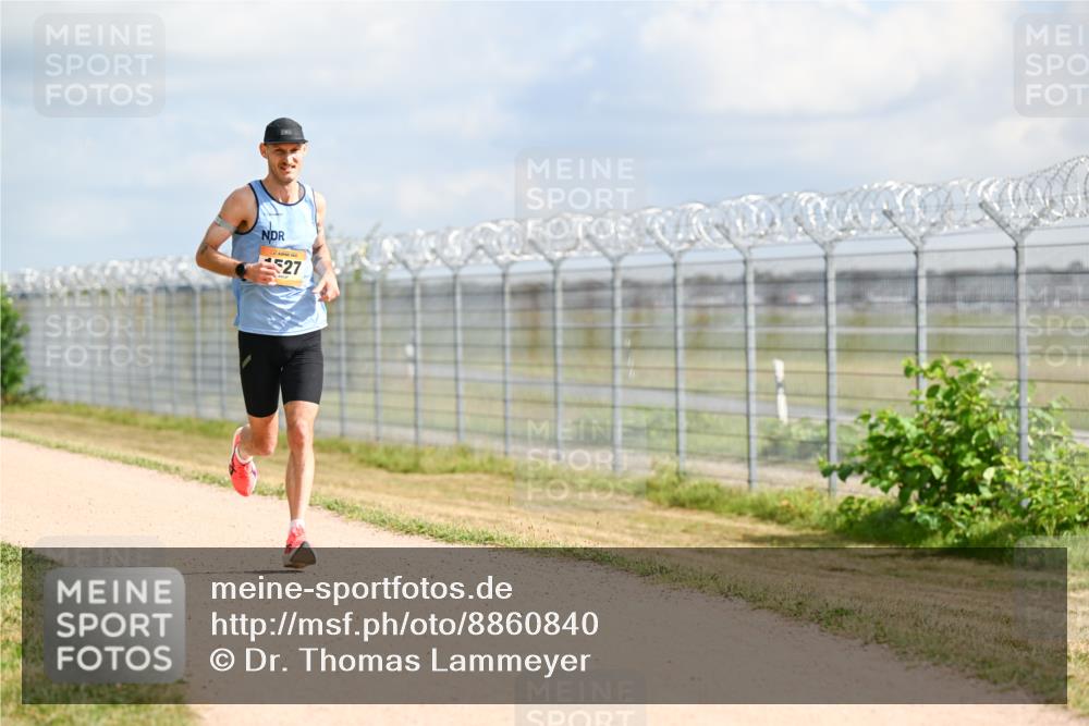 14.09.2025 - Airport Race Dr. Thomas Lammeyer http://msf.ph/oto/8860840 14.09.2025 11:50:58 Laufen 527 meine-sportfotos.de