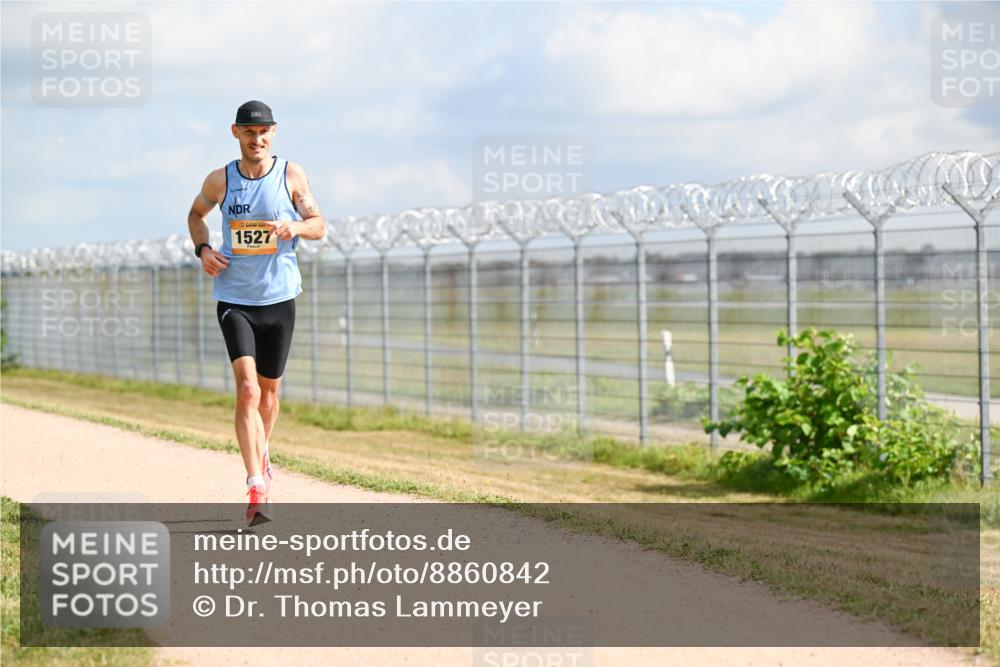 14.09.2025 - Airport Race Dr. Thomas Lammeyer http://msf.ph/oto/8860842 14.09.2025 11:50:58 Laufen 1527 meine-sportfotos.de
