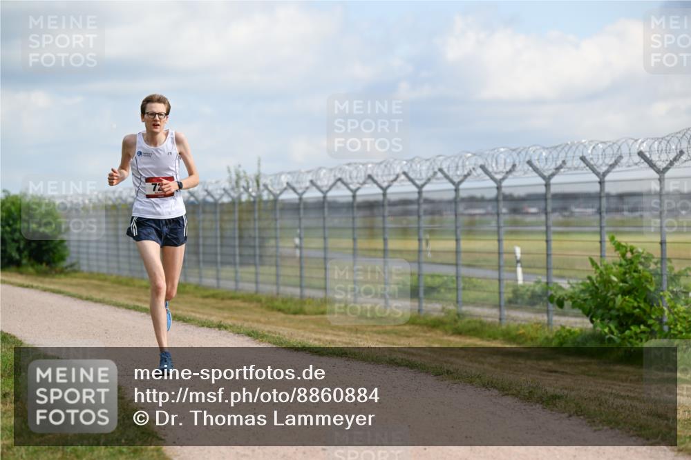 14.09.2025 - Airport Race Dr. Thomas Lammeyer http://msf.ph/oto/8860884 14.09.2025 11:51:22 Laufen 72 meine-sportfotos.de