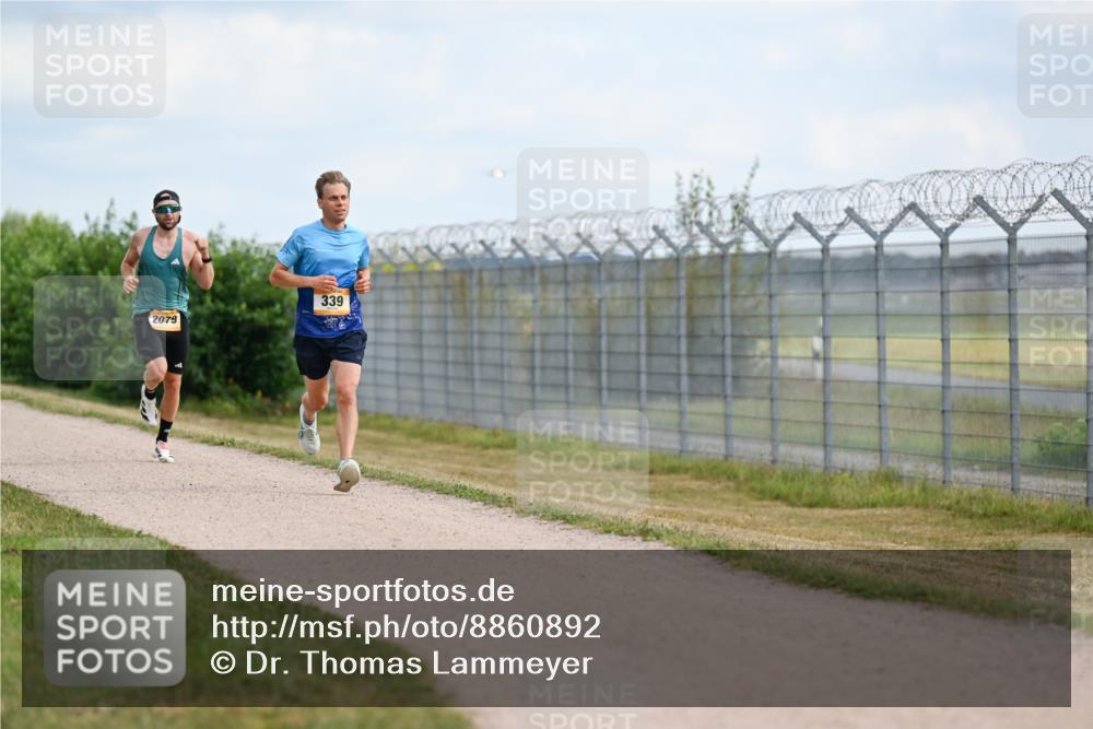 14.09.2025 - Airport Race Dr. Thomas Lammeyer http://msf.ph/oto/8860892 14.09.2025 11:52:11 Laufen 2079, 339 meine-sportfotos.de