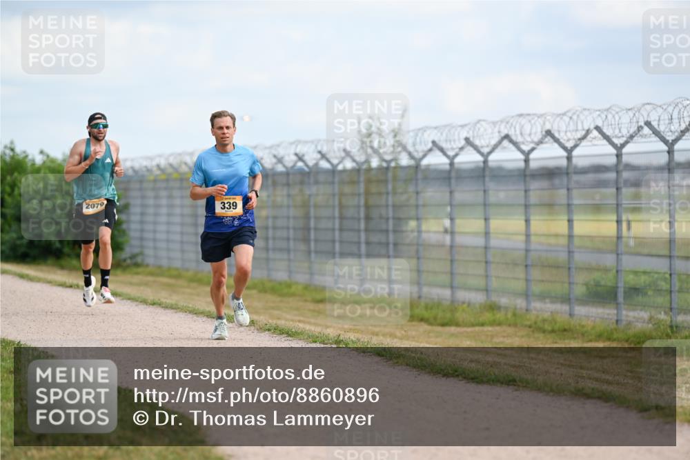 14.09.2025 - Airport Race Dr. Thomas Lammeyer http://msf.ph/oto/8860896 14.09.2025 11:52:12 Laufen 2079, 339 meine-sportfotos.de