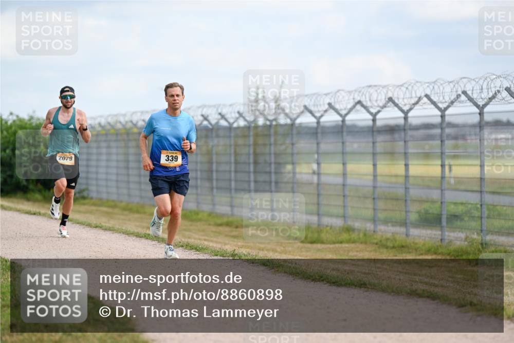 14.09.2025 - Airport Race Dr. Thomas Lammeyer http://msf.ph/oto/8860898 14.09.2025 11:52:13 Laufen 339, 2079 meine-sportfotos.de