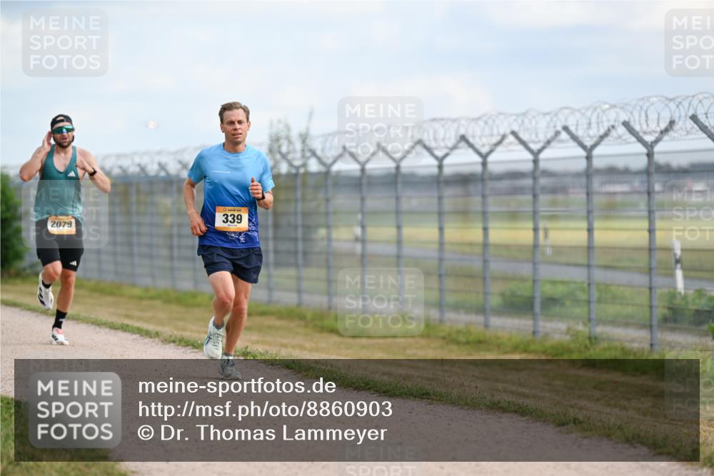 14.09.2025 - Airport Race Dr. Thomas Lammeyer http://msf.ph/oto/8860903 14.09.2025 11:52:13 Laufen 339, 2079 meine-sportfotos.de