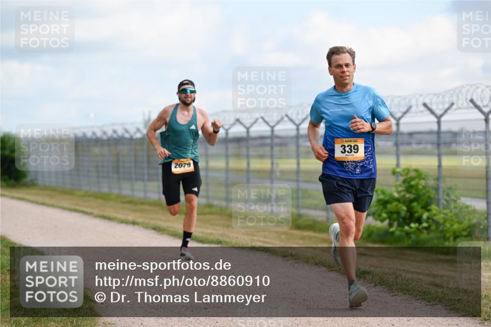 14.09.2025 - Airport Race Dr. Thomas Lammeyer http://msf.ph/oto/8860910 14.09.2025 11:52:16 Laufen 2079, 339 meine-sportfotos.de