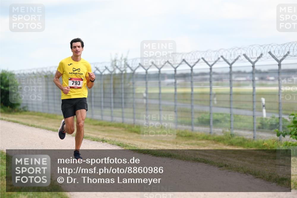 14.09.2025 - Airport Race Dr. Thomas Lammeyer http://msf.ph/oto/8860986 14.09.2025 11:53:20 Laufen 793 meine-sportfotos.de