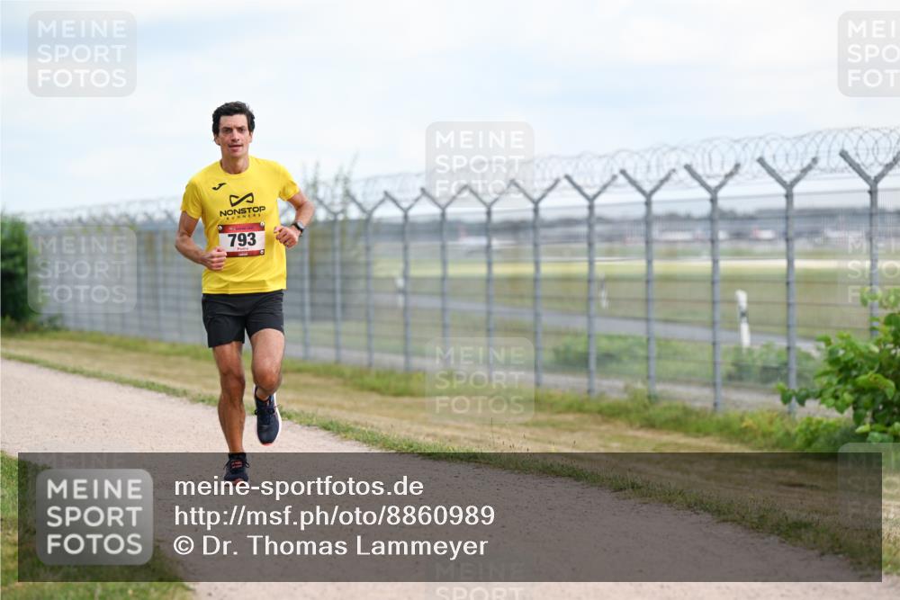 14.09.2025 - Airport Race Dr. Thomas Lammeyer http://msf.ph/oto/8860989 14.09.2025 11:53:20 Laufen 793 meine-sportfotos.de