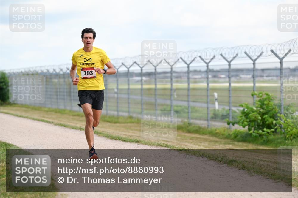 14.09.2025 - Airport Race Dr. Thomas Lammeyer http://msf.ph/oto/8860993 14.09.2025 11:53:21 Laufen 793 meine-sportfotos.de