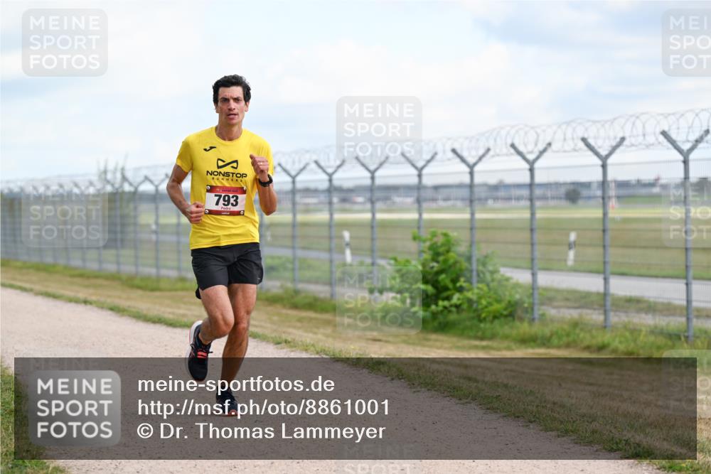 14.09.2025 - Airport Race Dr. Thomas Lammeyer http://msf.ph/oto/8861001 14.09.2025 11:53:22 Laufen 793 meine-sportfotos.de