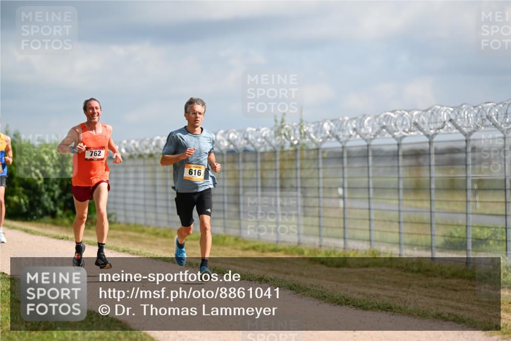 14.09.2025 - Airport Race Dr. Thomas Lammeyer http://msf.ph/oto/8861041 14.09.2025 11:54:18 Laufen 762, 616 meine-sportfotos.de