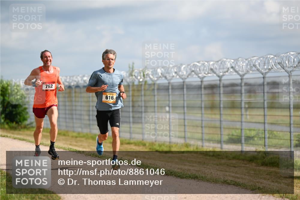 14.09.2025 - Airport Race Dr. Thomas Lammeyer http://msf.ph/oto/8861046 14.09.2025 11:54:18 Laufen 762, 616 meine-sportfotos.de