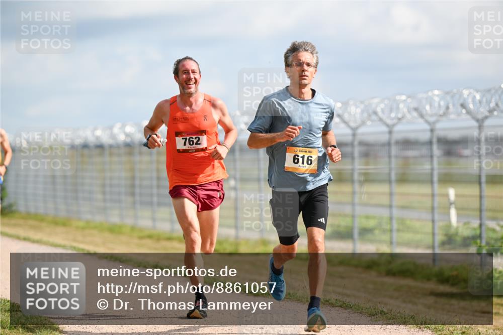 14.09.2025 - Airport Race Dr. Thomas Lammeyer http://msf.ph/oto/8861057 14.09.2025 11:54:20 Laufen 762, 616 meine-sportfotos.de