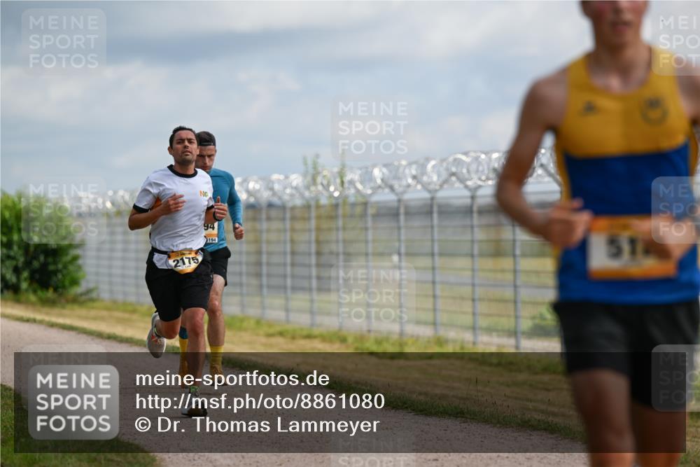 14.09.2025 - Airport Race Dr. Thomas Lammeyer http://msf.ph/oto/8861080 14.09.2025 11:54:25 Laufen 2175, 94, 194 meine-sportfotos.de