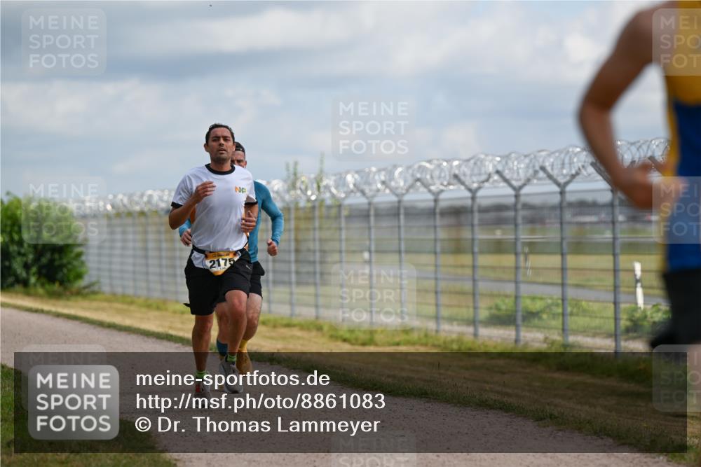 14.09.2025 - Airport Race Dr. Thomas Lammeyer http://msf.ph/oto/8861083 14.09.2025 11:54:26 Laufen 2175 meine-sportfotos.de