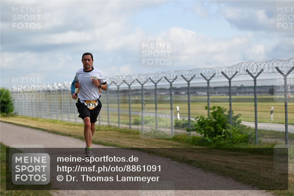 14.09.2025 - Airport Race Dr. Thomas Lammeyer http://msf.ph/oto/8861091 14.09.2025 11:54:27 Laufen 2175 meine-sportfotos.de