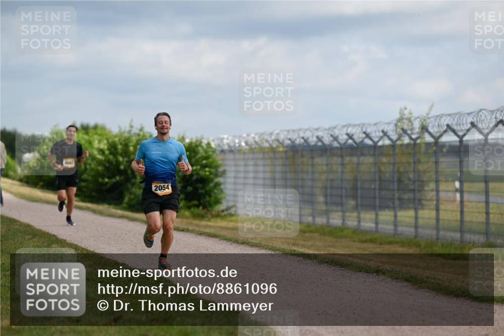 14.09.2025 - Airport Race Dr. Thomas Lammeyer http://msf.ph/oto/8861096 14.09.2025 11:54:30 Laufen 4047, 2054 meine-sportfotos.de