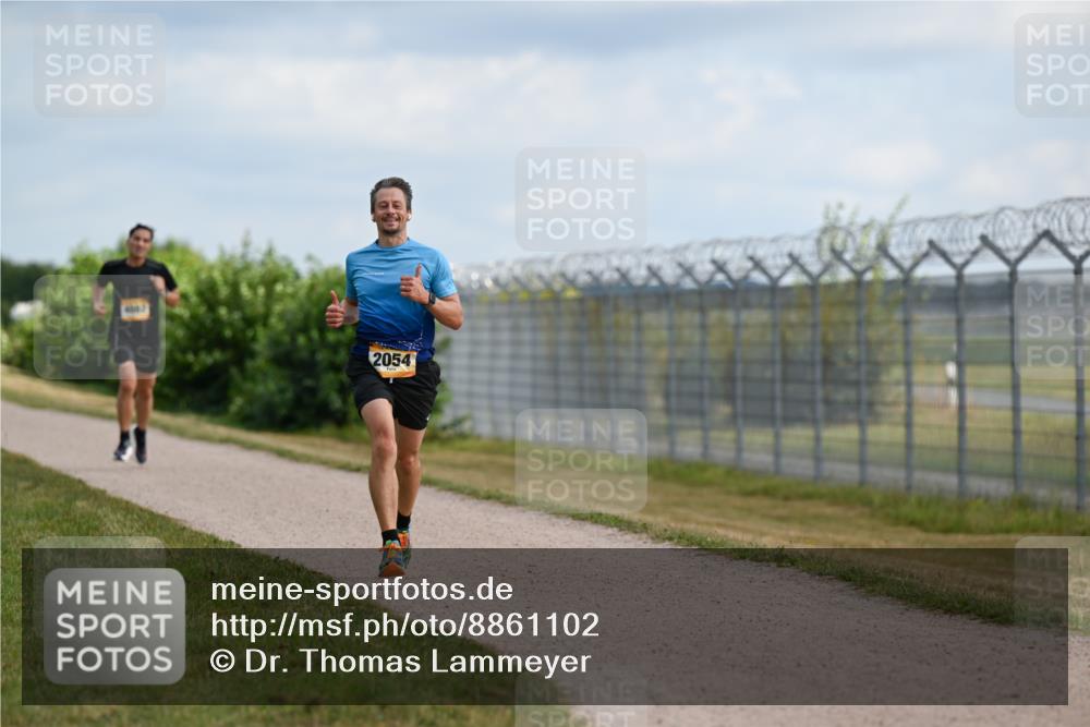 14.09.2025 - Airport Race Dr. Thomas Lammeyer http://msf.ph/oto/8861102 14.09.2025 11:54:31 Laufen 4009, 2054 meine-sportfotos.de