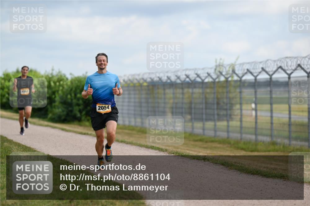 14.09.2025 - Airport Race Dr. Thomas Lammeyer http://msf.ph/oto/8861104 14.09.2025 11:54:31 Laufen 2054 meine-sportfotos.de