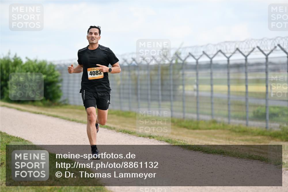 14.09.2025 - Airport Race Dr. Thomas Lammeyer http://msf.ph/oto/8861132 14.09.2025 11:54:36 Laufen 4082 meine-sportfotos.de
