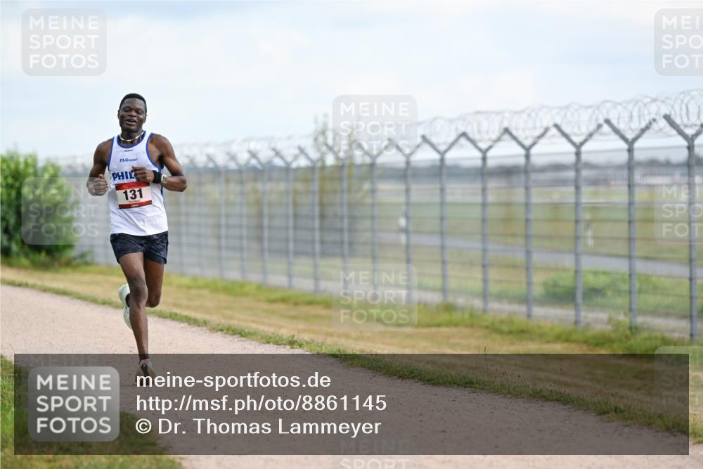 14.09.2025 - Airport Race Dr. Thomas Lammeyer http://msf.ph/oto/8861145 14.09.2025 11:54:55 Laufen 131 meine-sportfotos.de