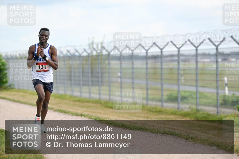 14.09.2025 - Airport Race Dr. Thomas Lammeyer http://msf.ph/oto/8861149 14.09.2025 11:54:55 Laufen 131 meine-sportfotos.de