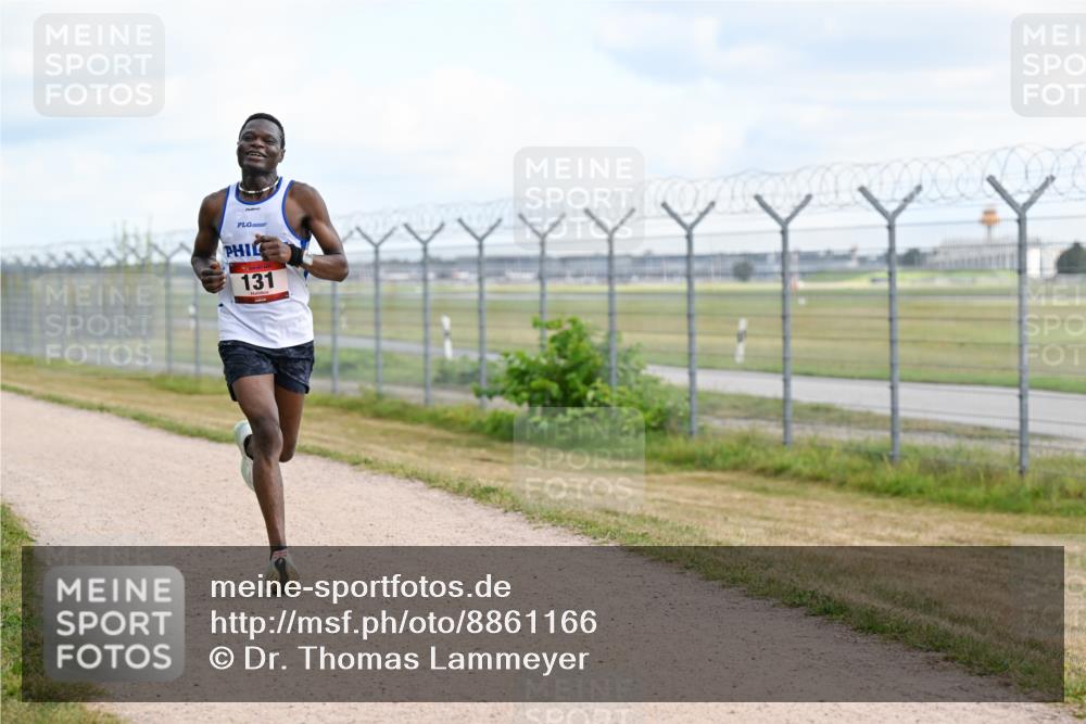 14.09.2025 - Airport Race Dr. Thomas Lammeyer http://msf.ph/oto/8861166 14.09.2025 11:54:57 Laufen 131 meine-sportfotos.de