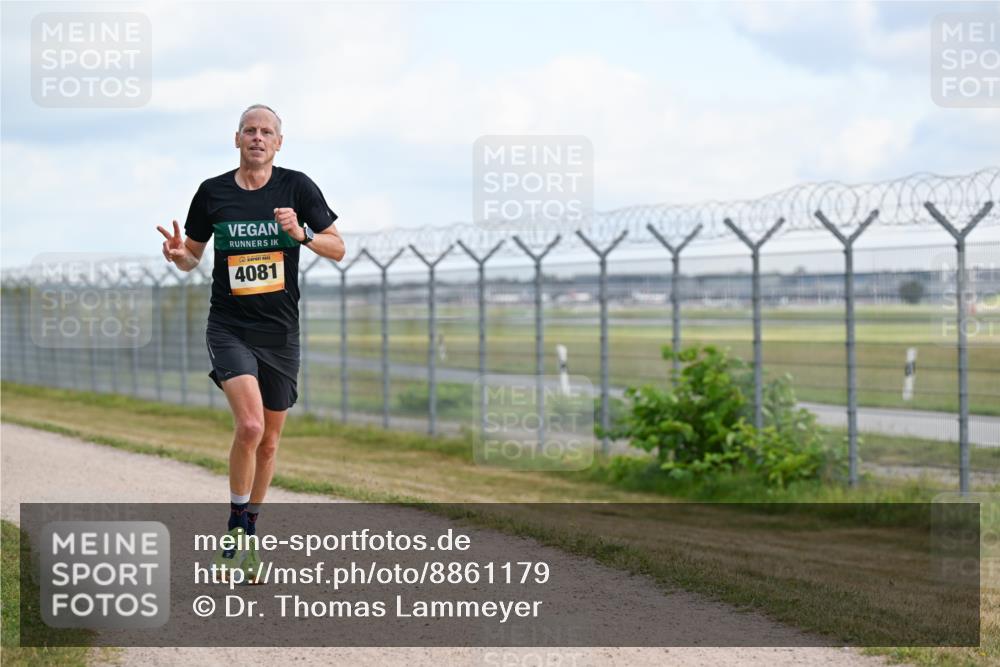 14.09.2025 - Airport Race Dr. Thomas Lammeyer http://msf.ph/oto/8861179 14.09.2025 11:55:10 Laufen 4081 meine-sportfotos.de