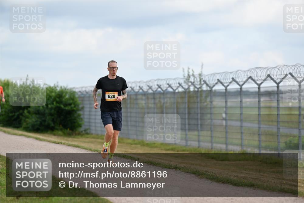 14.09.2025 - Airport Race Dr. Thomas Lammeyer http://msf.ph/oto/8861196 14.09.2025 11:55:32 Laufen 620 meine-sportfotos.de