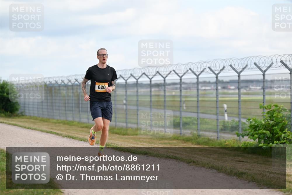 14.09.2025 - Airport Race Dr. Thomas Lammeyer http://msf.ph/oto/8861211 14.09.2025 11:55:34 Laufen 620 meine-sportfotos.de