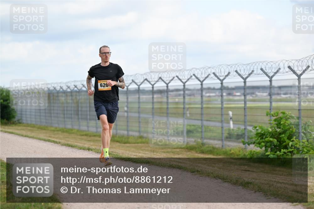 14.09.2025 - Airport Race Dr. Thomas Lammeyer http://msf.ph/oto/8861212 14.09.2025 11:55:34 Laufen 620 meine-sportfotos.de